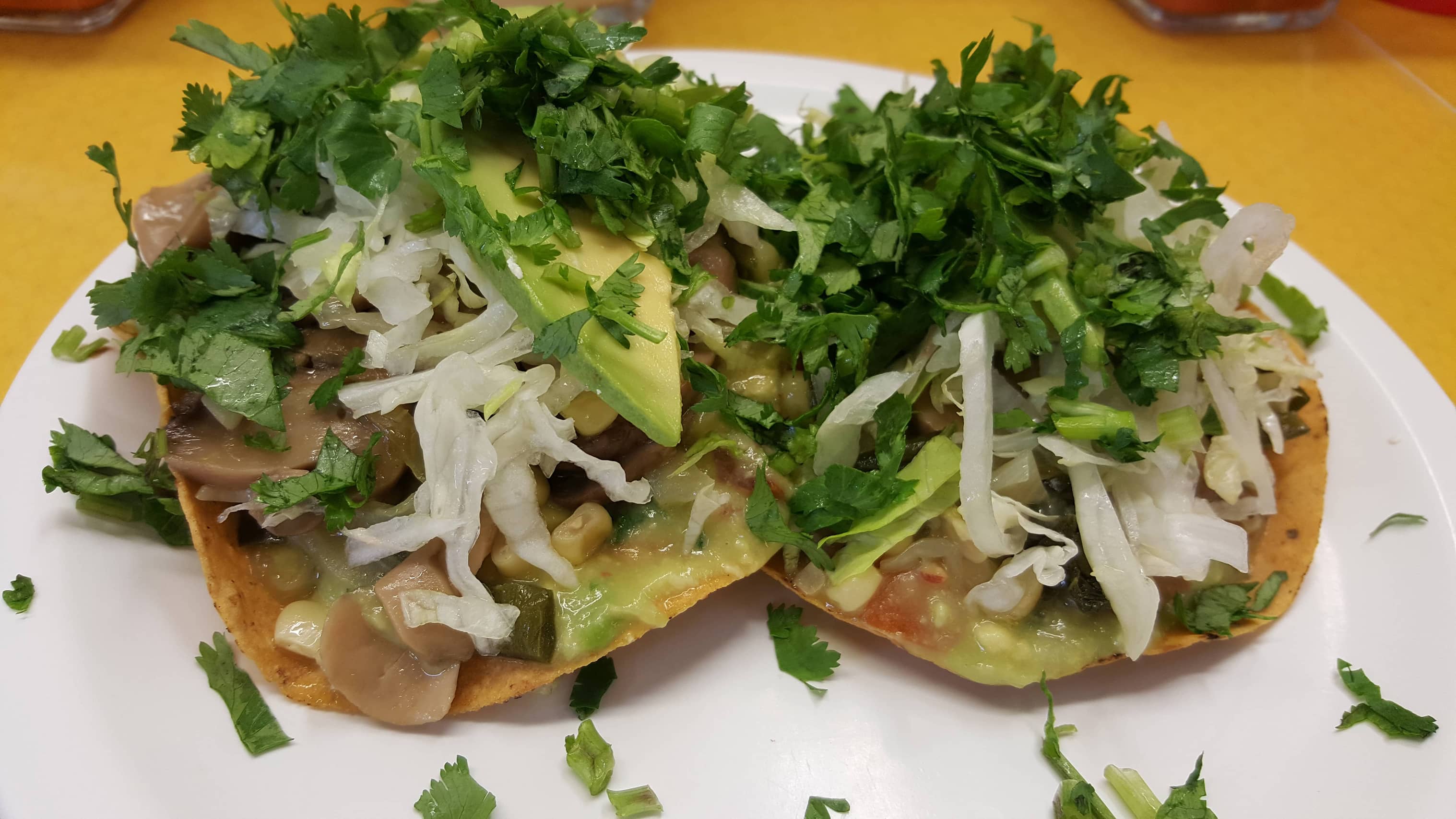 Tacos, Enchiladas oder Chilaquiles zum Essen